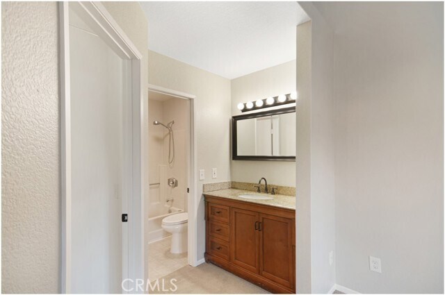 Building Photo - 18 Corniche Dr