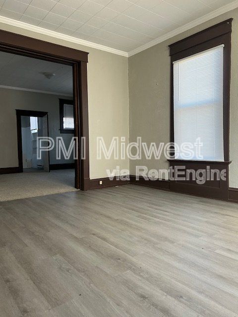 Building Photo - 2516 S Washington St