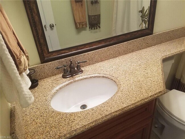 Building Photo - 4126 Thalia Station Cir