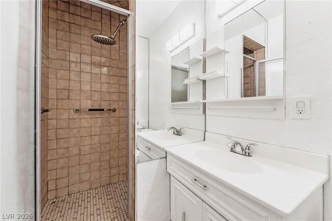 Building Photo - 1828 Hassett Ave