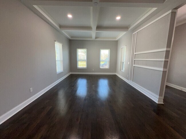 Building Photo - 401 Walton St