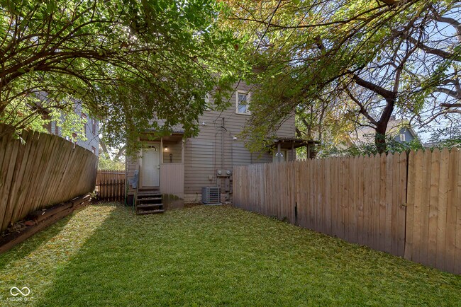 Building Photo - 2248 Nowland Ave