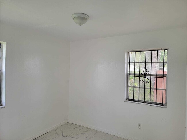 Building Photo - 2971 NW 160th St
