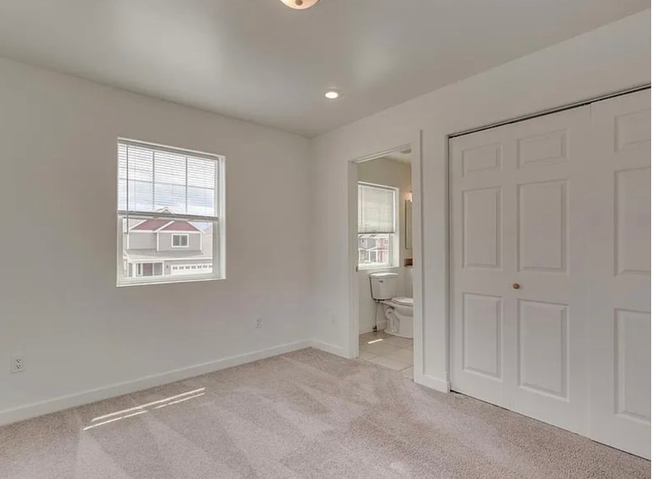 Building Photo - 2783 Hedgerow Ct