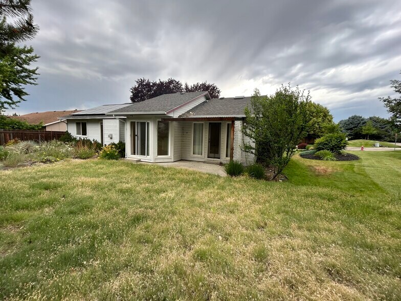 Building Photo - 5686 S Olearia Pl
