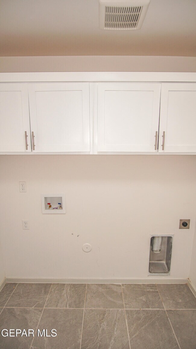 Building Photo - 12429 Polo Norte Dr