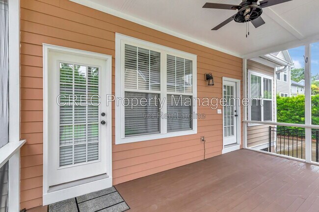 Building Photo - 1071 Barfield St