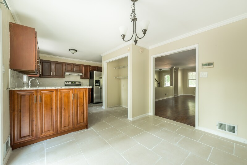Building Photo - 4140 Gunnin Rd
