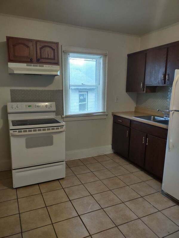 Building Photo - 638 N Winnebago St