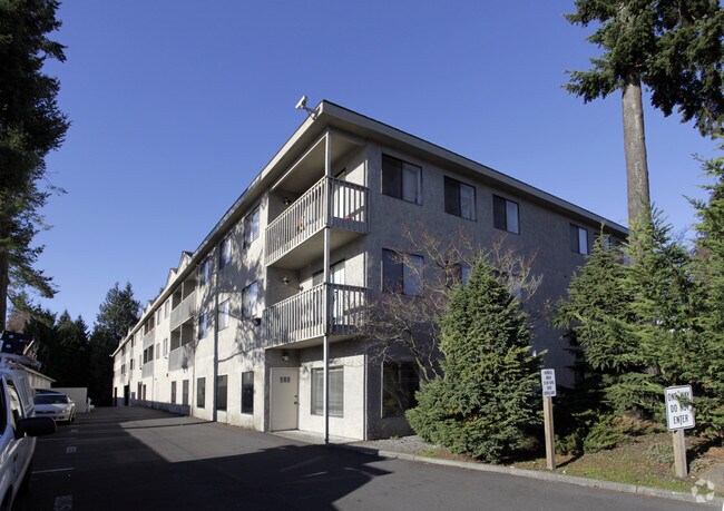 Primary Photo - Shoreline Apartments