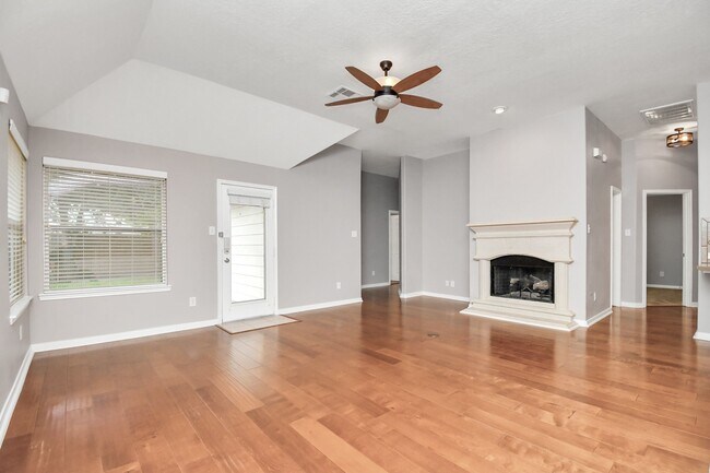 Building Photo - 17311 Elverson Oaks Dr