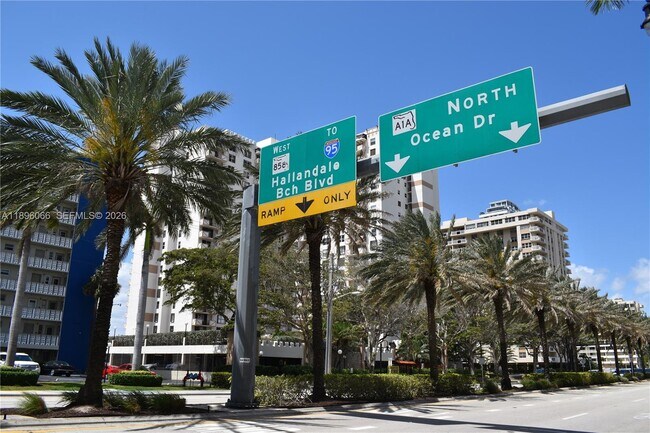 Building Photo - 1865 S Ocean Dr