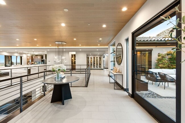 Building Photo - 11142 San Terrazo Pl