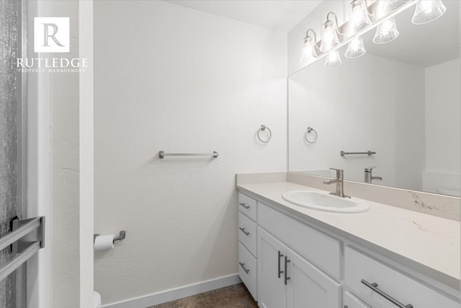 Building Photo - STUNNING 3 Bed / 2.5 Bath Brand New Townhome / End Unit !!!