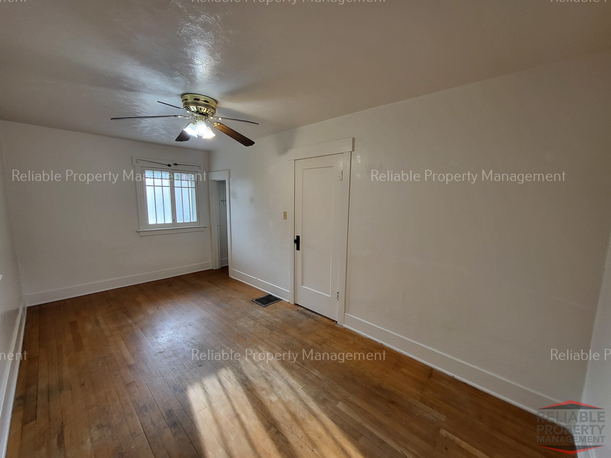 Building Photo - 283 4th St