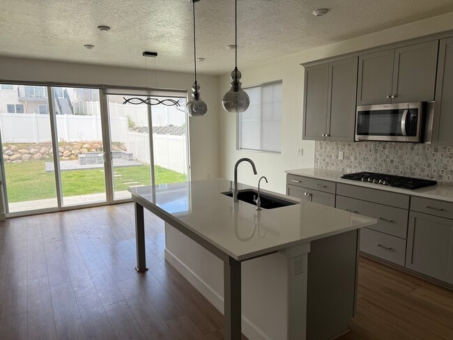 Building Photo - 6086 W Esker Terrace Ln