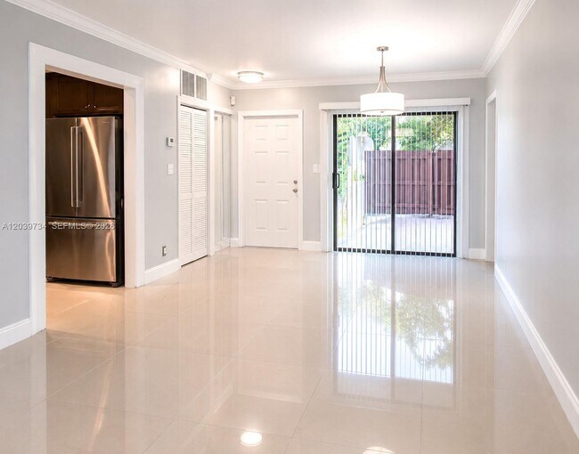 Building Photo - 22384 Palomita Dr