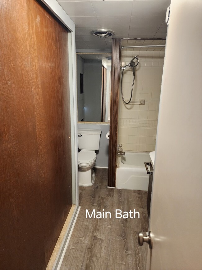 Building Photo - 134 E South St