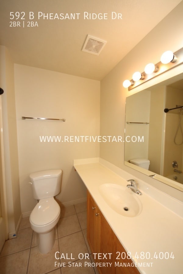 Building Photo - 592 Pheasant Ridge Dr