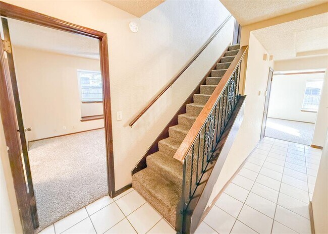 Building Photo - 3622 Wynn Cir