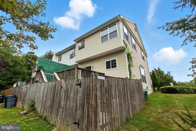 Building Photo - 15507 Pocopson Creek Way