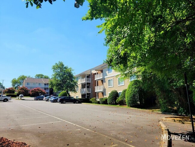 Building Photo - 9515 University Terrace Dr