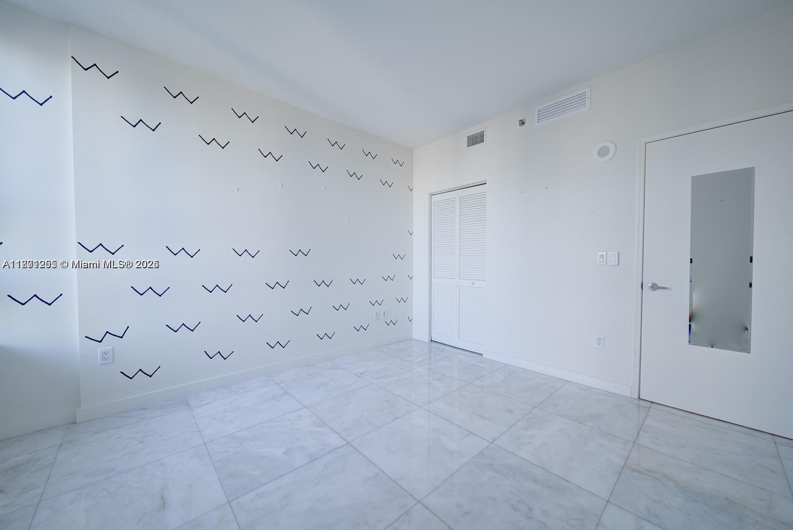 Building Photo - 951 Brickell Ave
