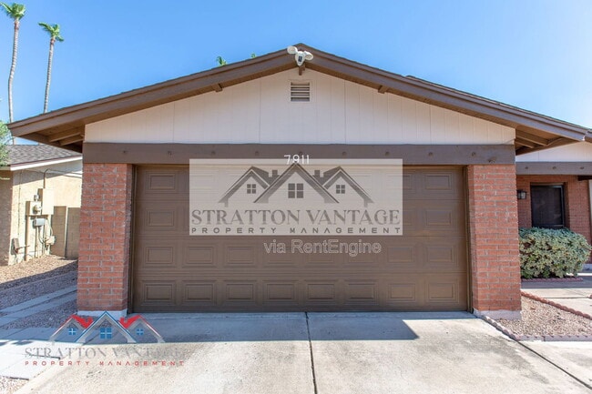 Building Photo - 7911 East Vía de Belleza