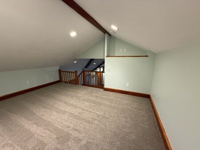 Building Photo - 7276 Tiger Dr