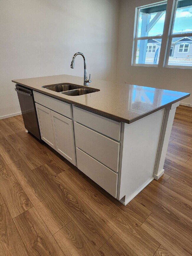 Building Photo - Brand New 3BR, 2BTH In Post Falls