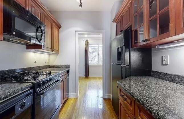 Building Photo - 85 Dartmouth St