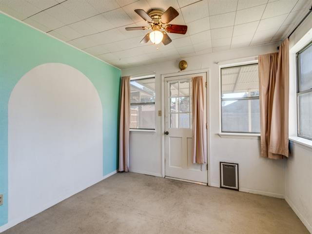 Building Photo - 3116 Falkland Rd
