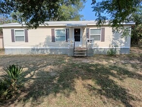 Building Photo - 5576 Helm Ln