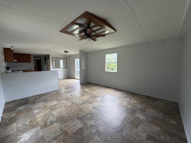 Building Photo - 299 Scout Dr