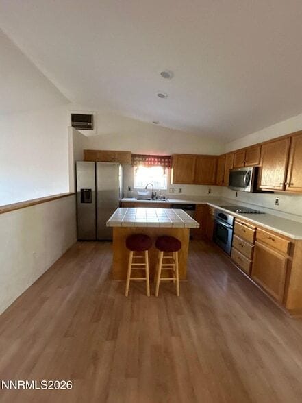 Building Photo - 559 Nader Wy