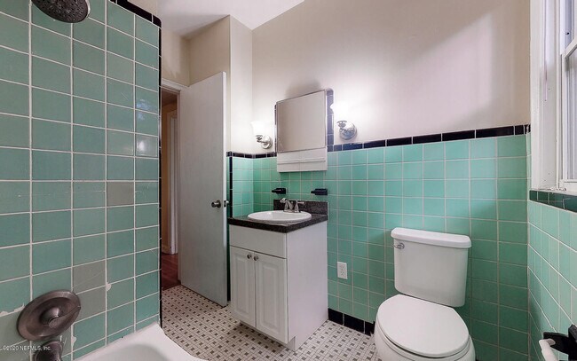 Building Photo - 1274 Belmont Terrace