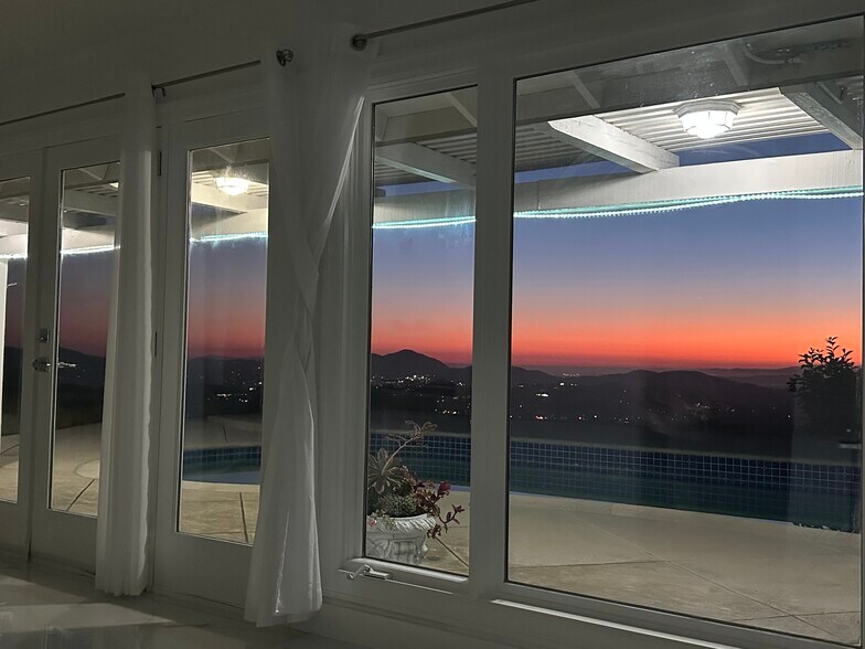 Building Photo - 2506 Sapra St