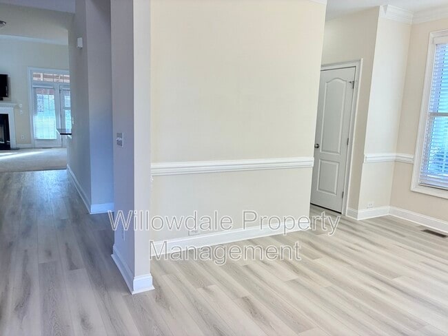 Building Photo - 121 Orianna Dr