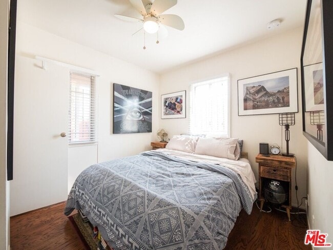 Building Photo - 608 7th Ave