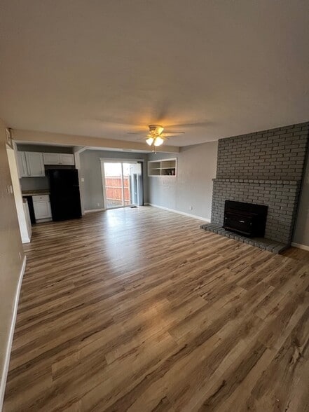 living room - 3249 17th St