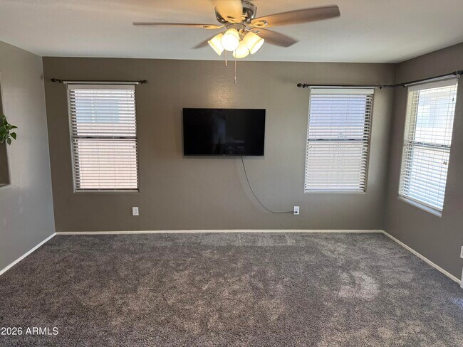 Building Photo - 5943 S 248th Dr