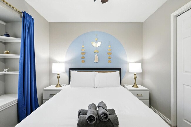 Building Photo - 749 Western Trail