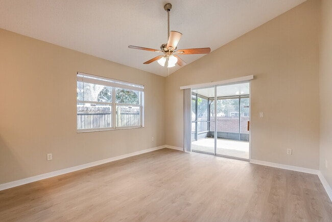 Building Photo - 1130 Ozark Ct