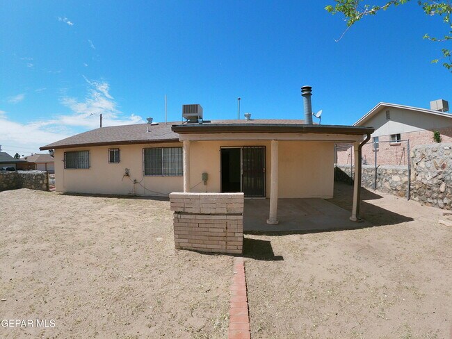 Building Photo - 1500 Babe Hiskey Ln