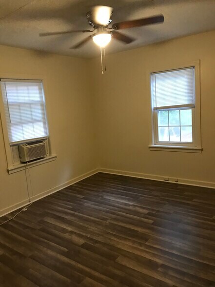 Building Photo - 4123 16th Ave