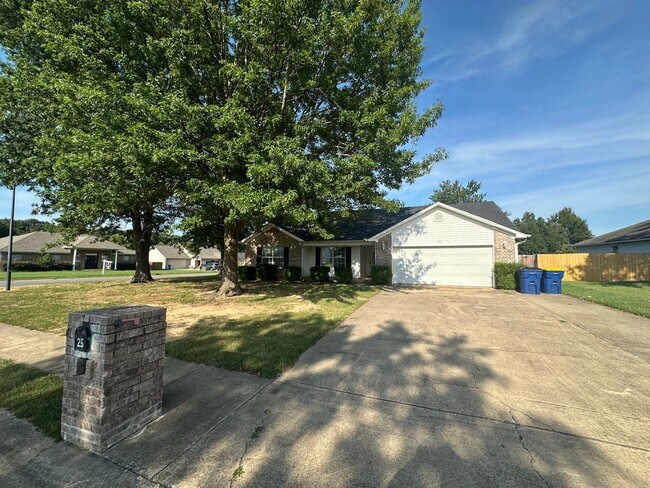 Building Photo - Spacious 3-Bedroom Home in the Heart of Cabot!