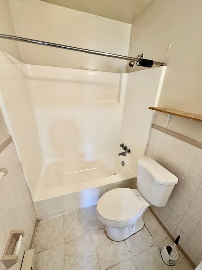 Building Photo - 2BR/1BA Off of Bonney Road in Thalia!