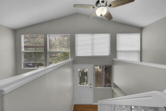 Building Photo - $2,490.95, 4 bed, 2.5 bath, located in Englewood