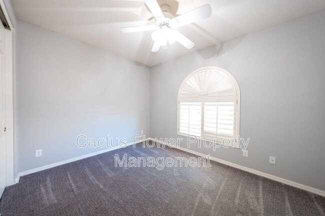 Building Photo - 3943 E Ficus Way