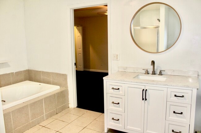 Building Photo - 100 Tyger Meadow Rd